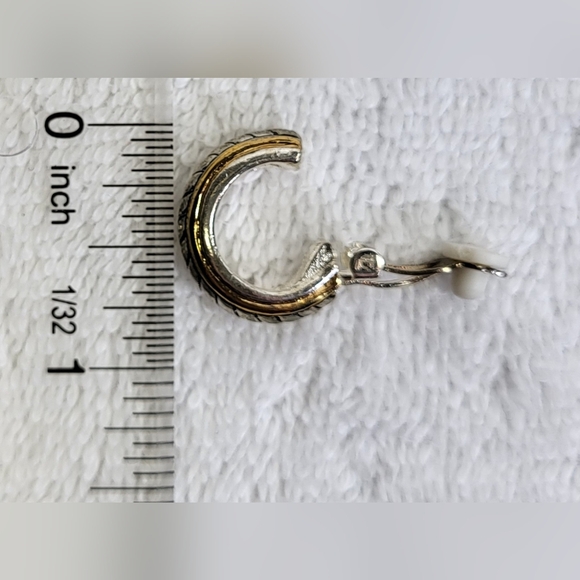 Gold and Rhinestone Necklace and Earrings Set  / Clip-on - Picture 3 of 5